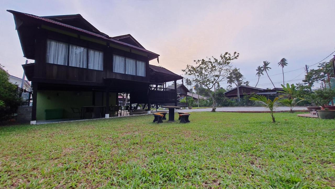 Sayang Di Kaki Bukit Homestay Near Icon City Bukit Mertajam Exterior photo